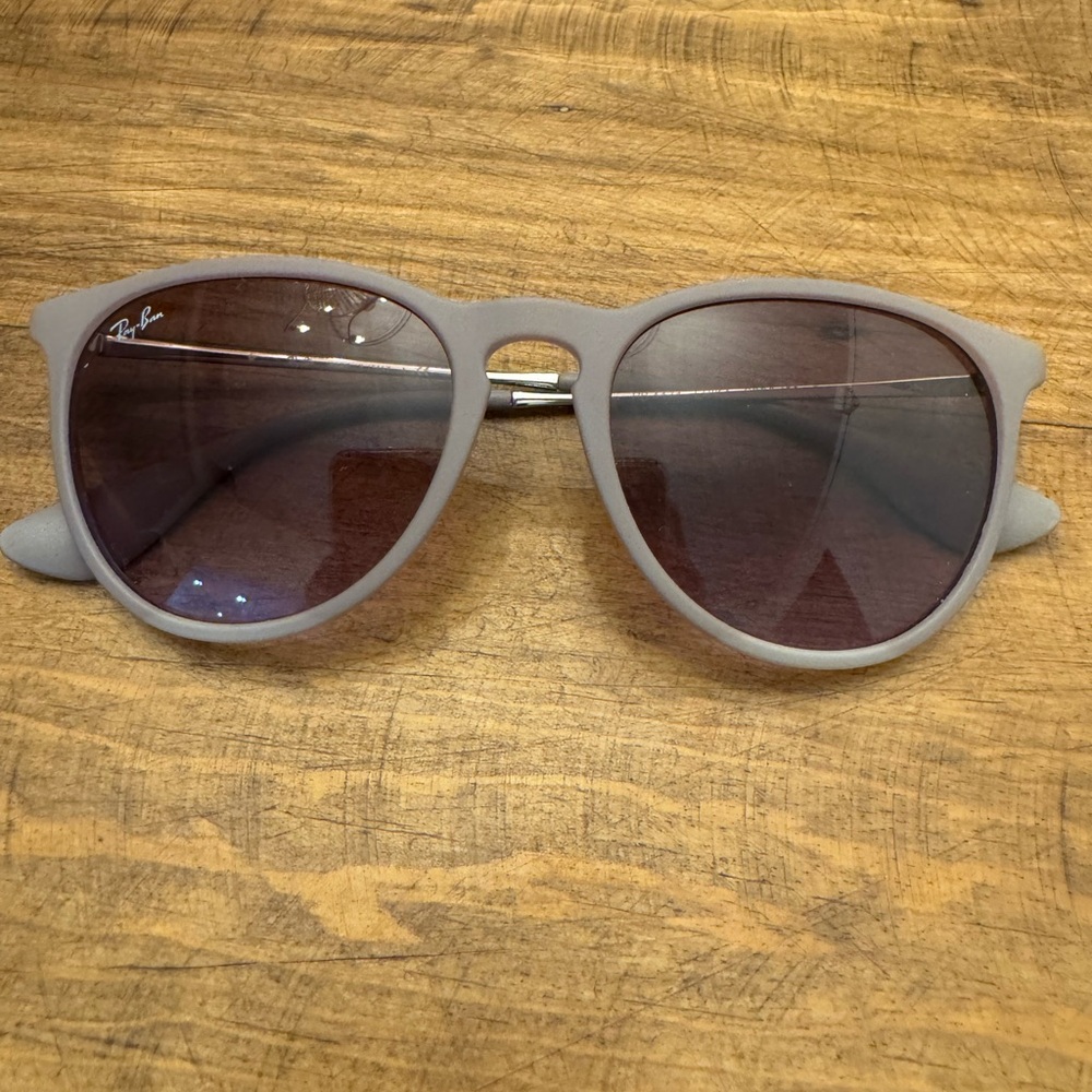 Ray-Ban RB4171 ERIKA
